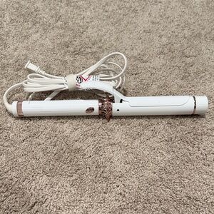 T3 1.25in White Curling Iron with Rose Gold Accents